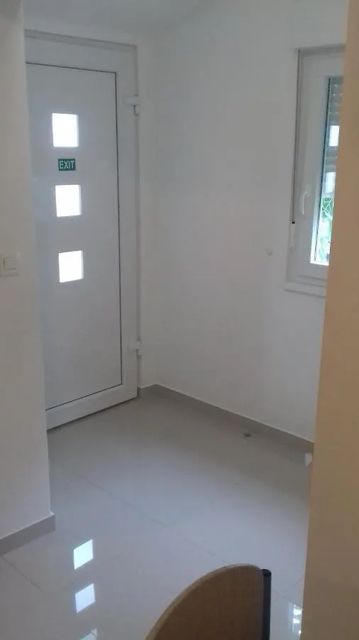 Tili Apartment Pula 0*,  Croatia